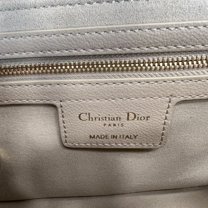chr1st1an D10r montaigne bags